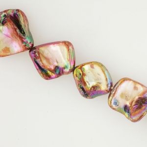 Седефени мъниста Nugget - розовеещ хамелеон 15-20мм (1бр)
